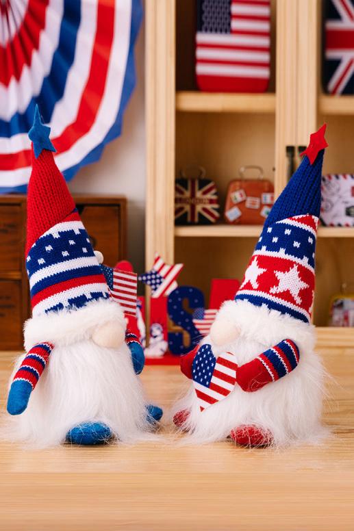 Knit gnomes